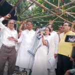 তৃণমূলের ভাষা আন্দলনের মঞ্চ ভেঙে দিল সেনারা।