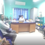 এসএসসি পরীক্ষা দিতে একরত্তি সন্তানদের নিয়ে এসেছেন তাদের মা,কষ্ট লাঘব করল শিক্ষা দপ্তর।