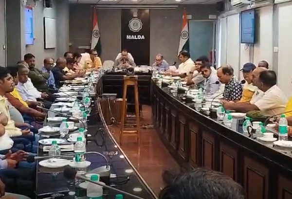 রেশম শিল্পের উন্নয়নে উদ্যোগী রাজ্য সরকার।