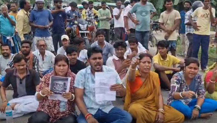 গোষ্ঠীদ্বন্দ্বে ফের শিরোনামে হরিশ্চন্দ্রপুর।