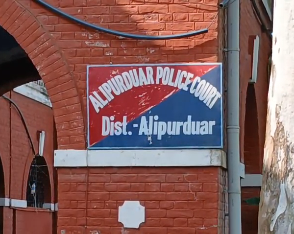 ছেলেকে খু*নের অভিযোগে গ্রেপ্তার বাবা।