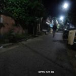 মধ্যরাতে লম্বা মানুষের দেখা কৌতূহল নবাবগঞ্জে।